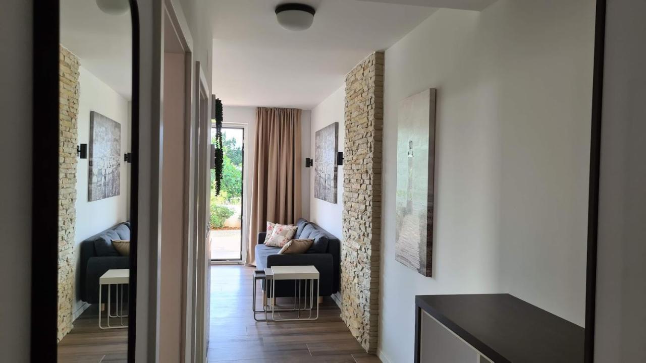 Vila Primorka Apartmani Oleander Šilo Esterno foto