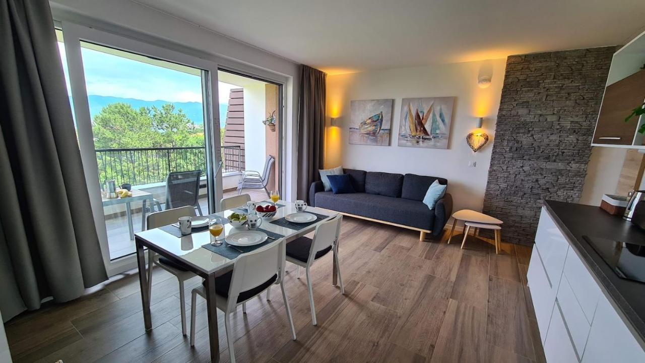 Vila Primorka Apartmani Oleander Šilo Esterno foto